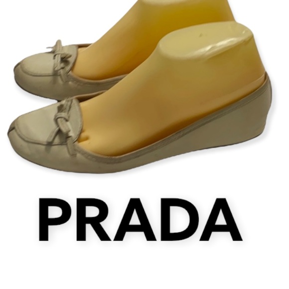 Authentic Prada luxury designer signature leather vintage flats sz 7.5 - Picture 3 of 8